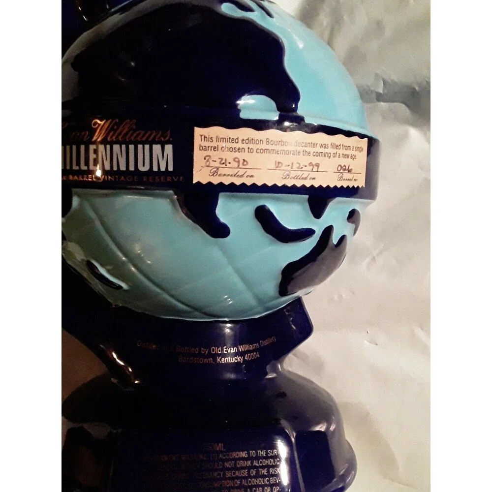 EVAN WILLIAMS 2000 LIMITED EDITION MILLENNIUM BOURBON DECANTER ~ WORLD GLOBE